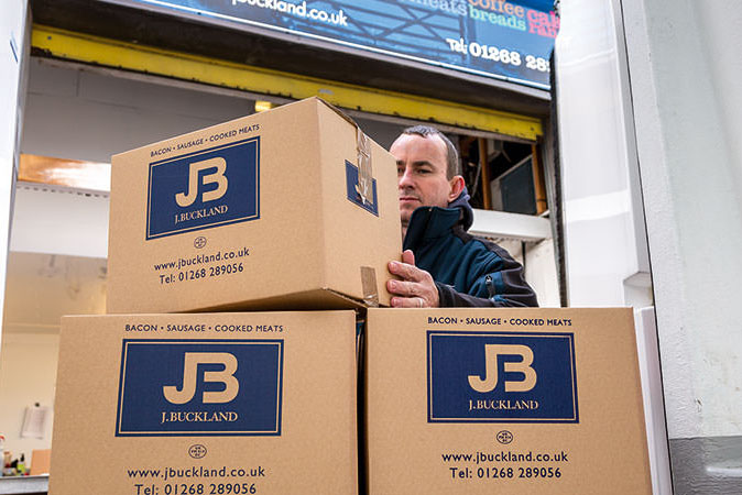 Choosing the Right Food Supplier